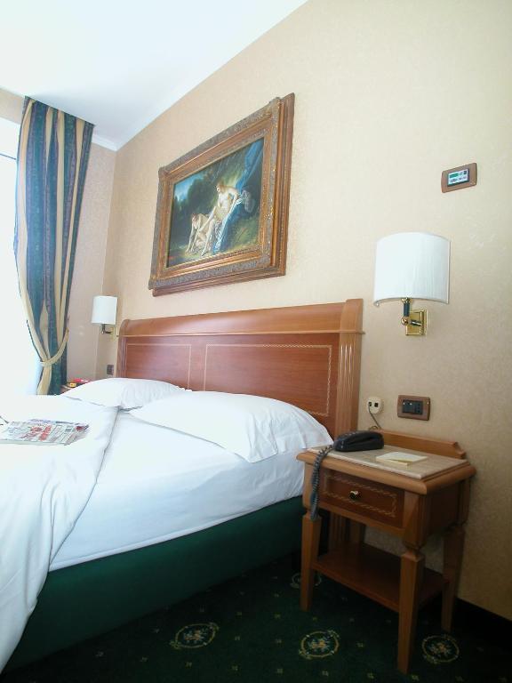 Colonna Hotel Frascati Cameră foto