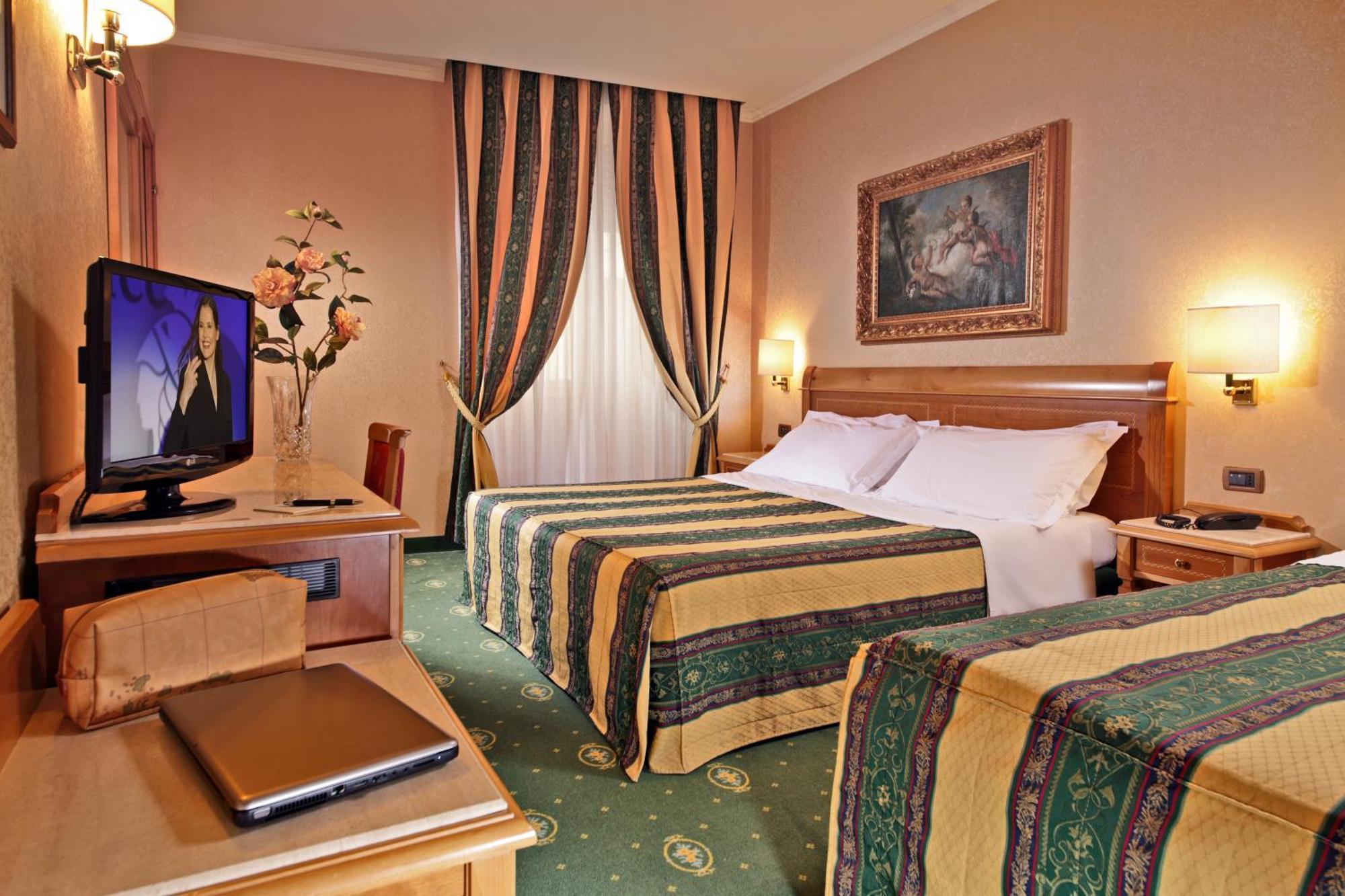 Colonna Hotel Frascati Cameră foto